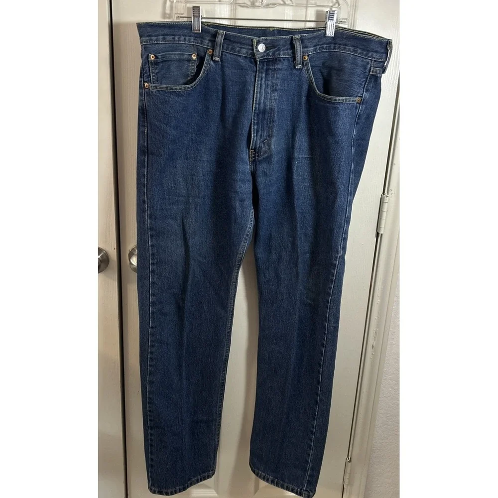 Levis 505 Regular Jeans Mens 38x32‎ Blue Straight Leg Zip Fly Denim 5-Pocket